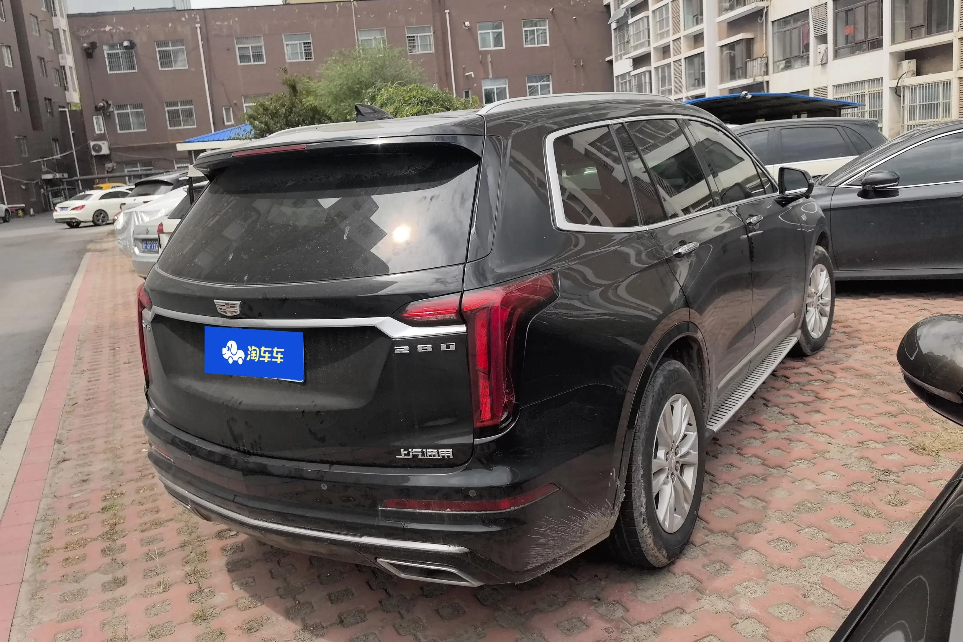 Cadillac XT6