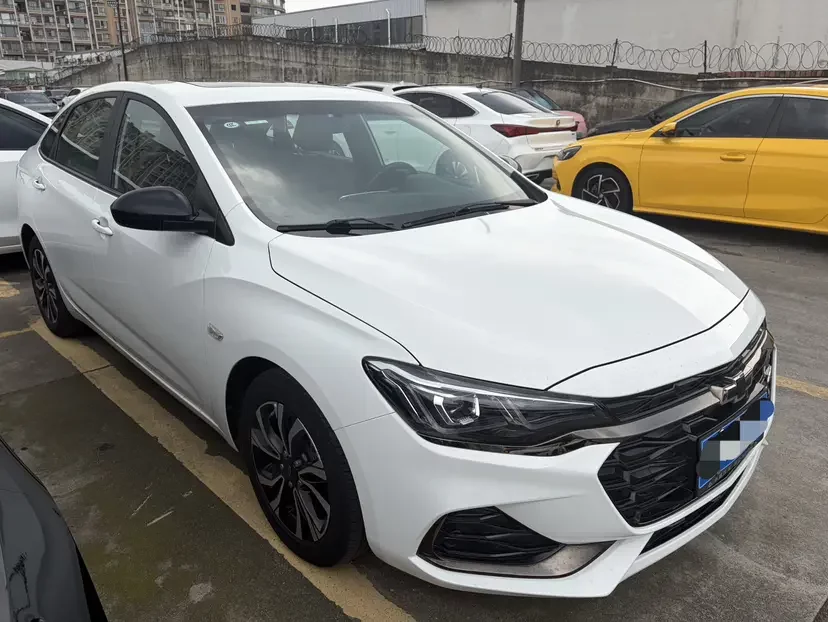 Chevrolet Monza (Cruze)