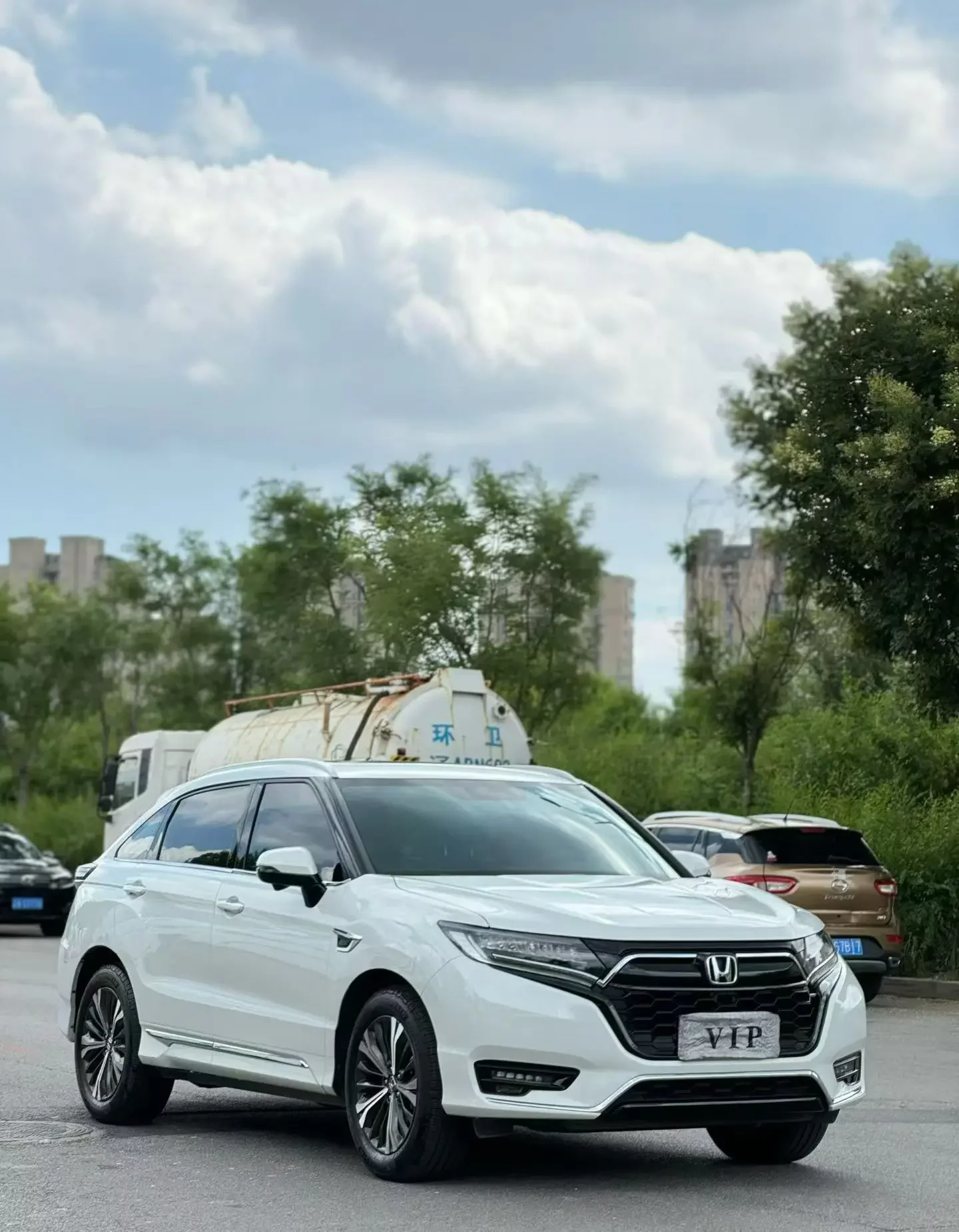 Honda UR-V