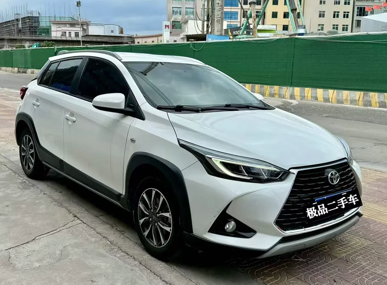 Toyota Yaris L