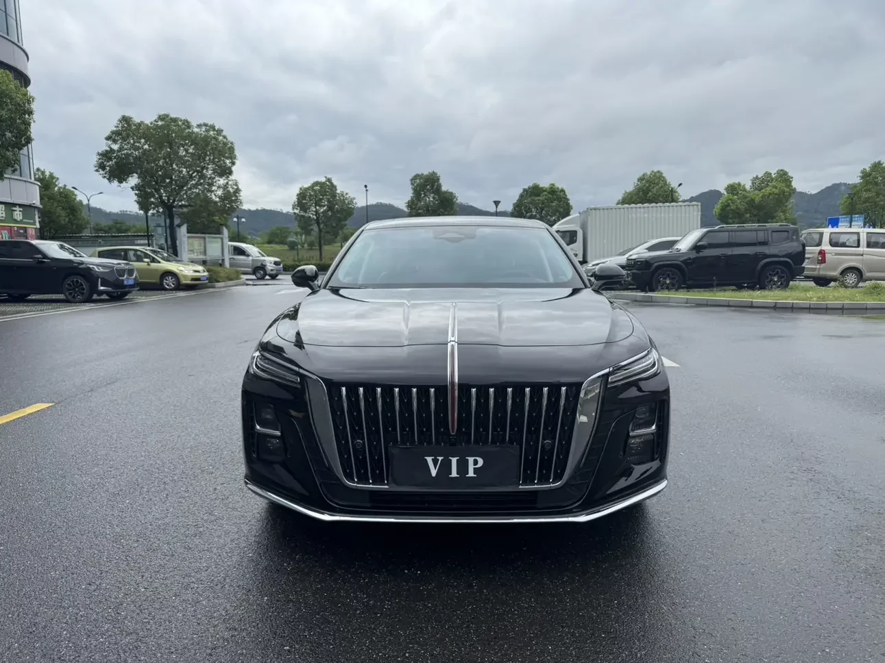 Hongqi H5