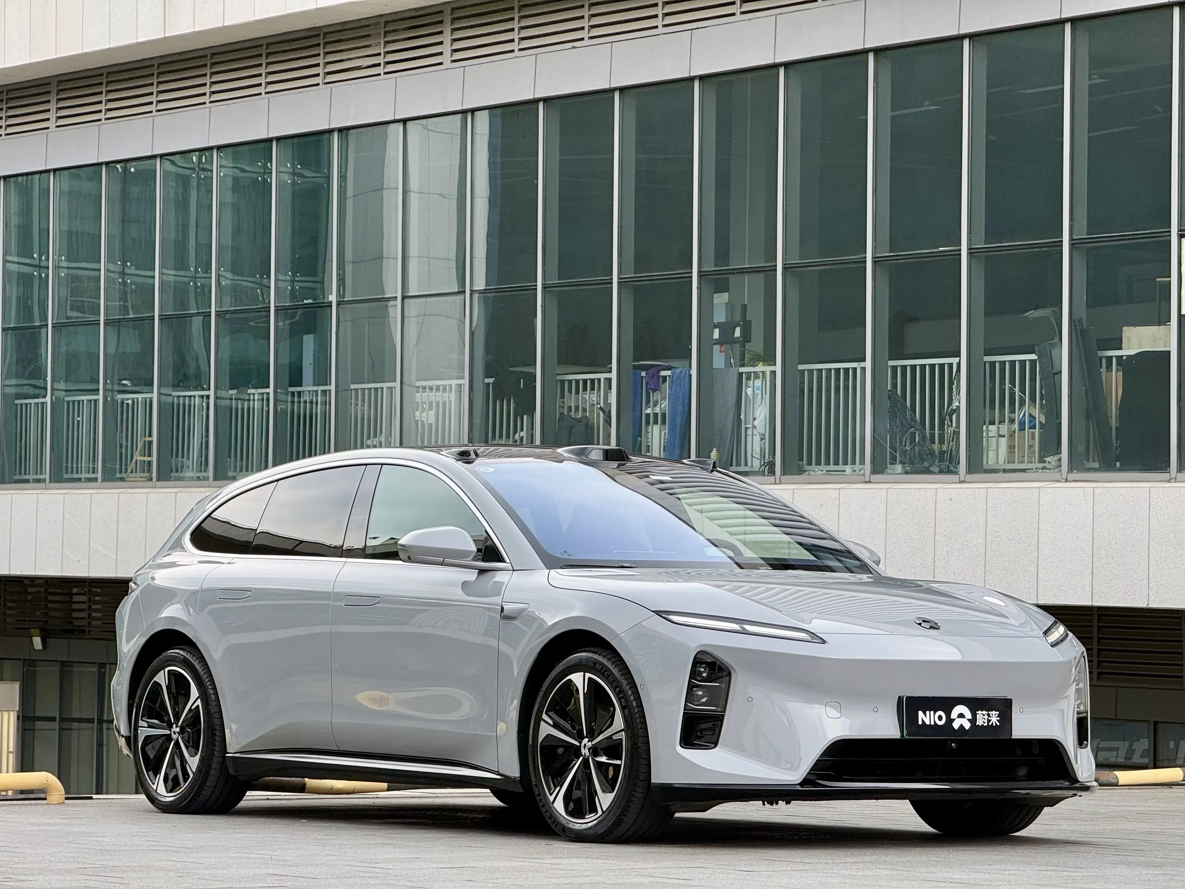 NIO ET5T