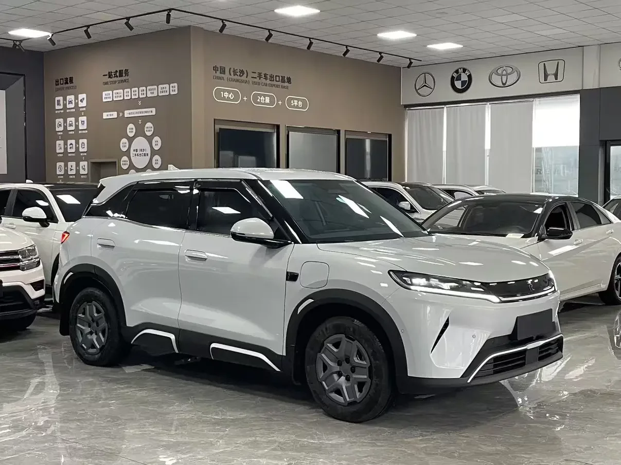 BYD Yuan UP