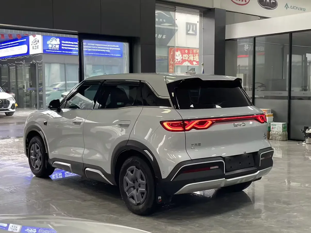 BYD Yuan UP
