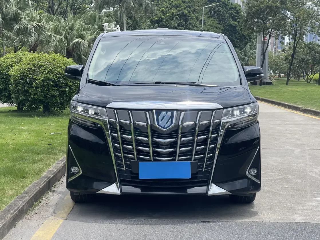 Toyota Alphard (Elfa)