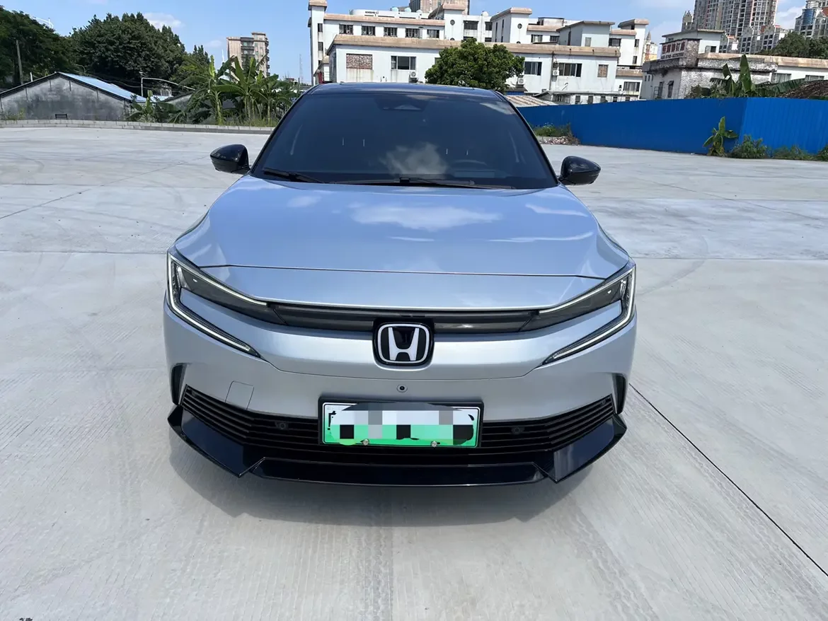 Honda e:NP2 Ji Pai 2