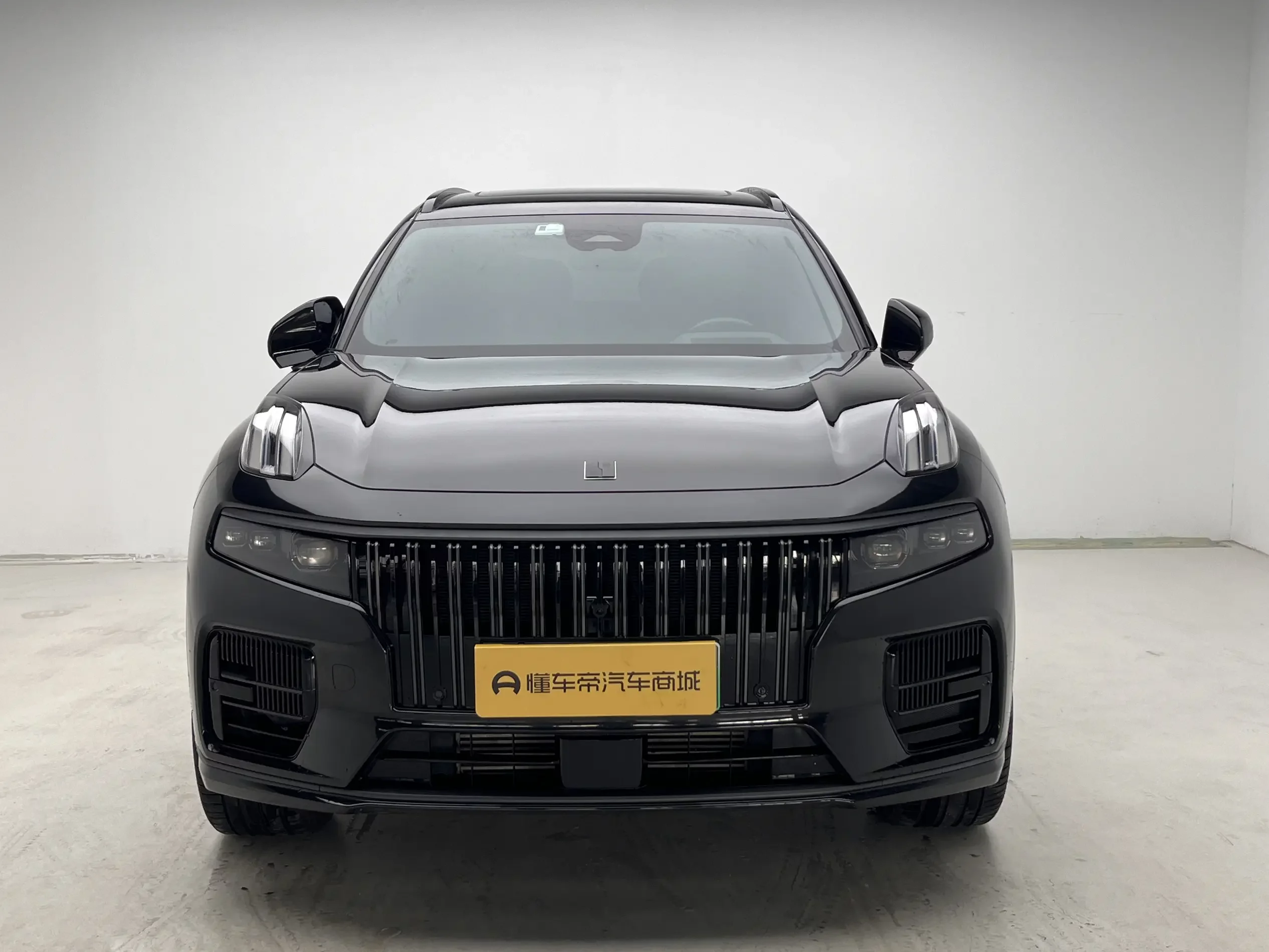 Lynk & Co 09