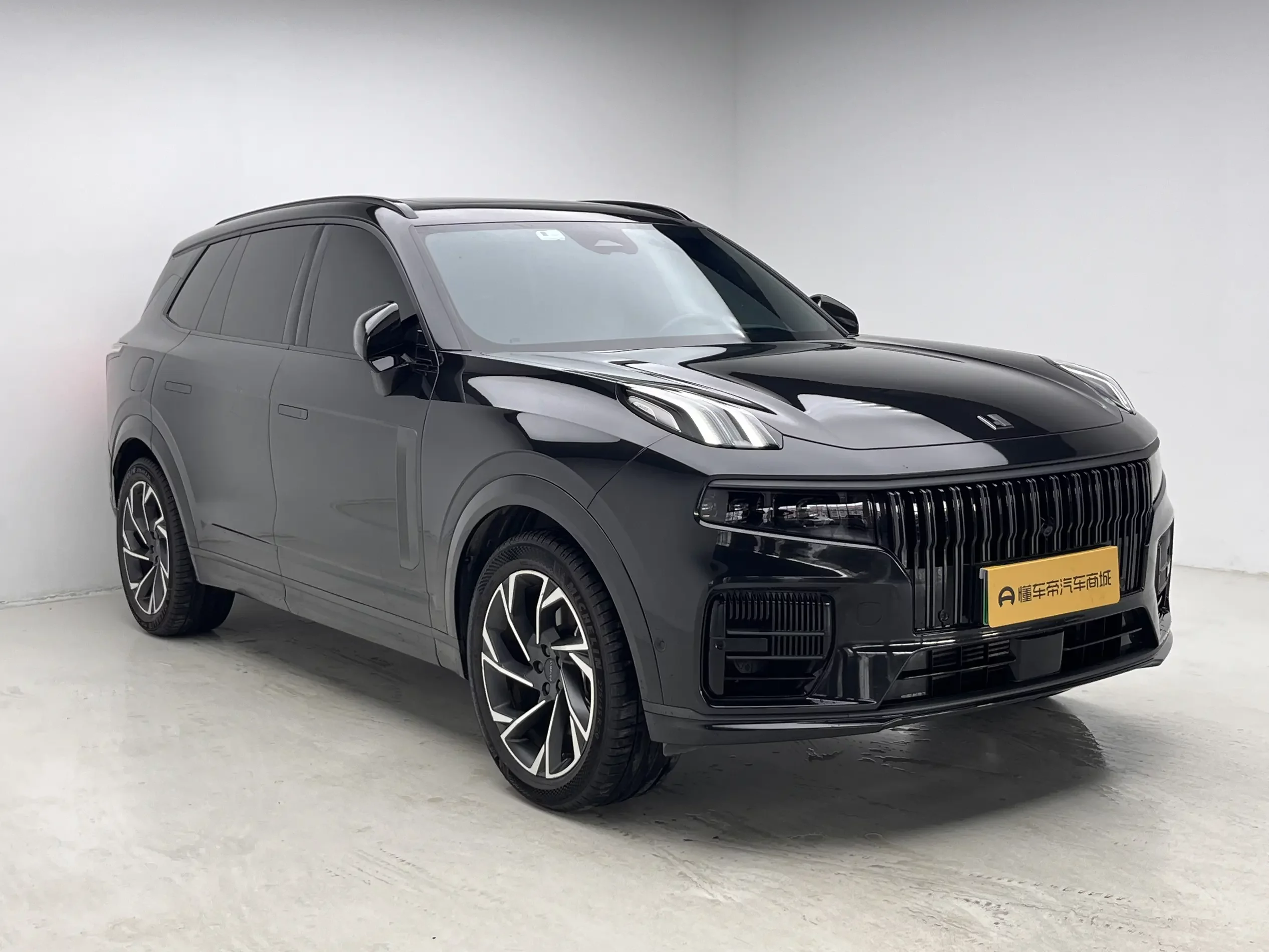 Lynk & Co 09