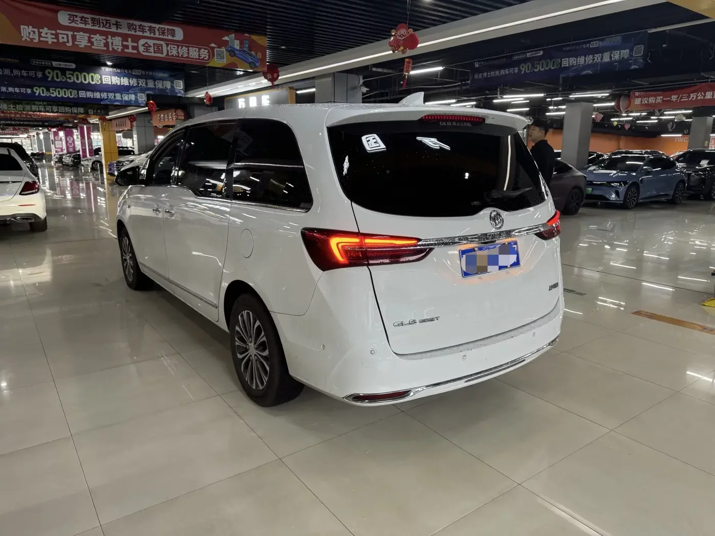 Buick GL8
