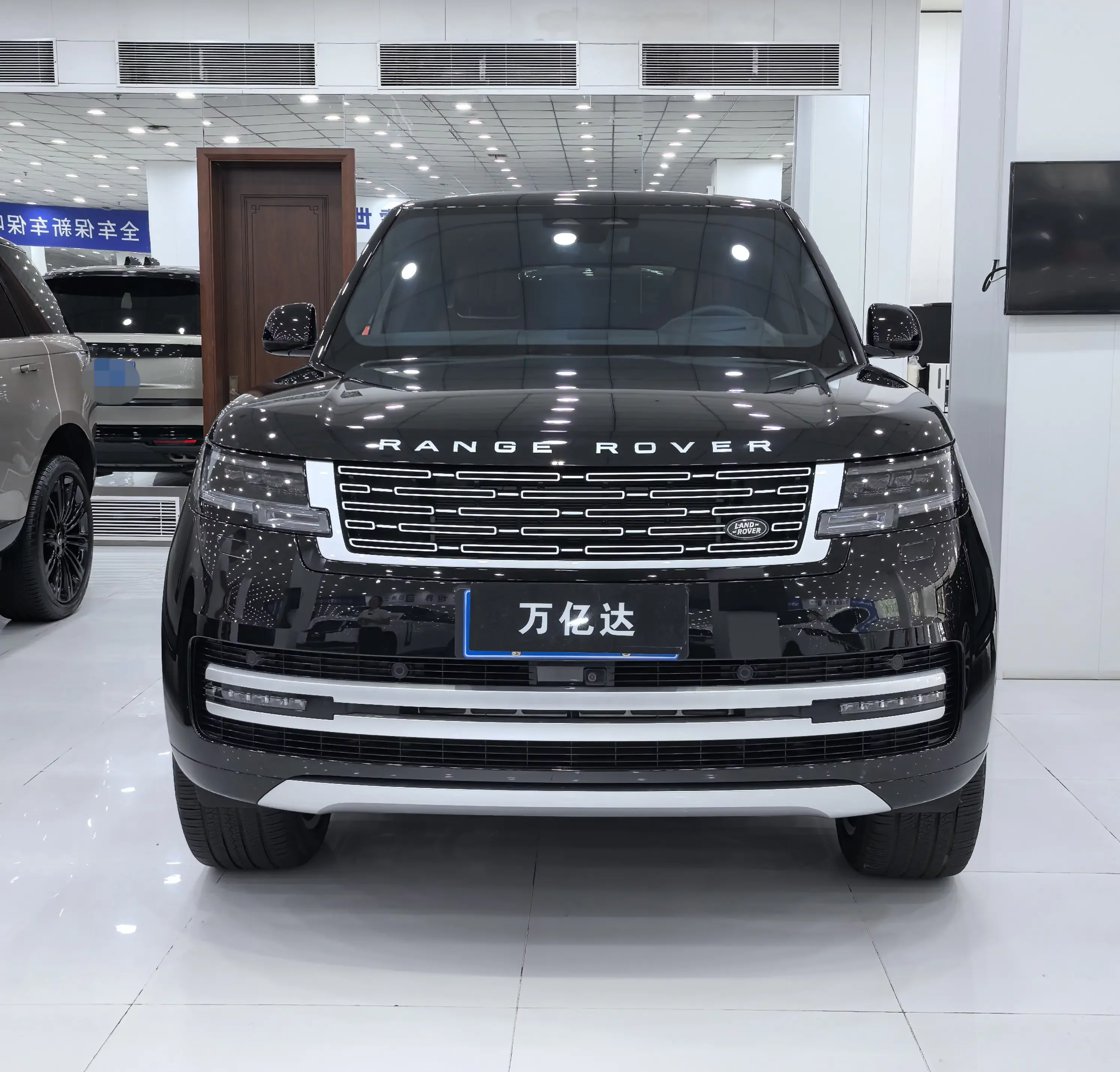 Land Rover range rover