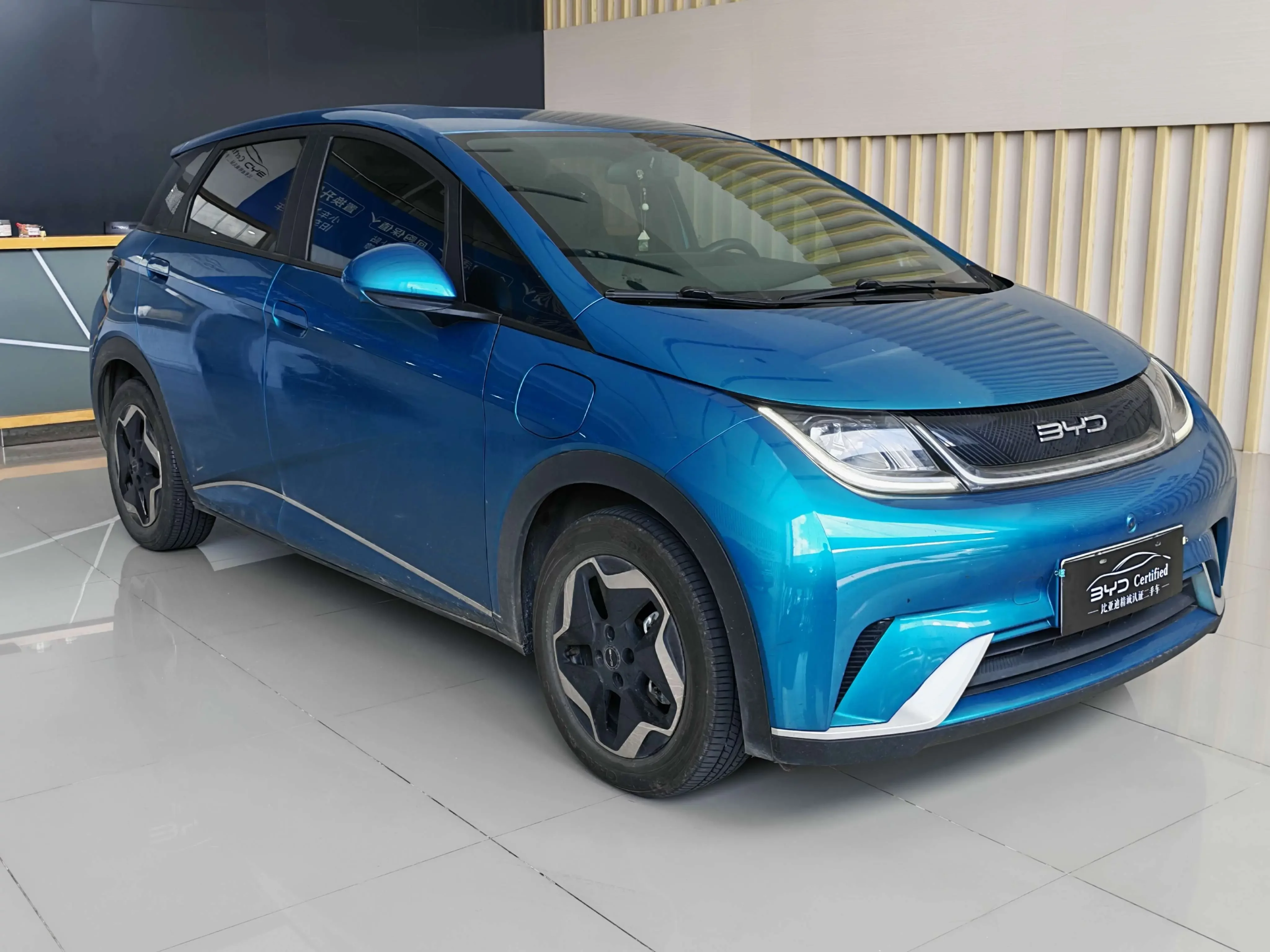 BYD dolphin
