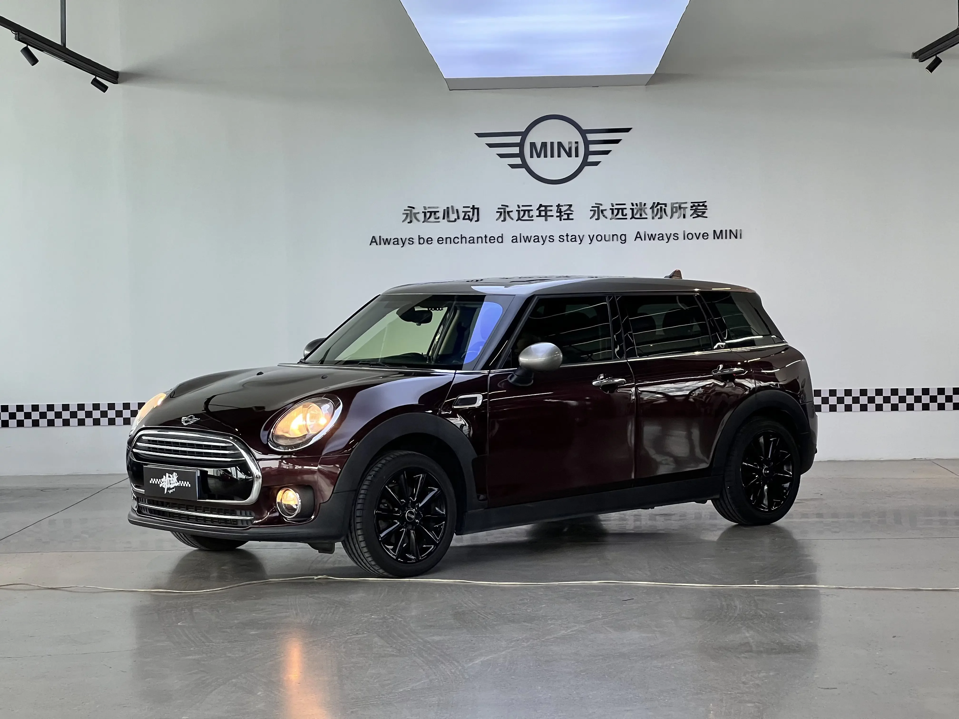 MINI CLUBMAN