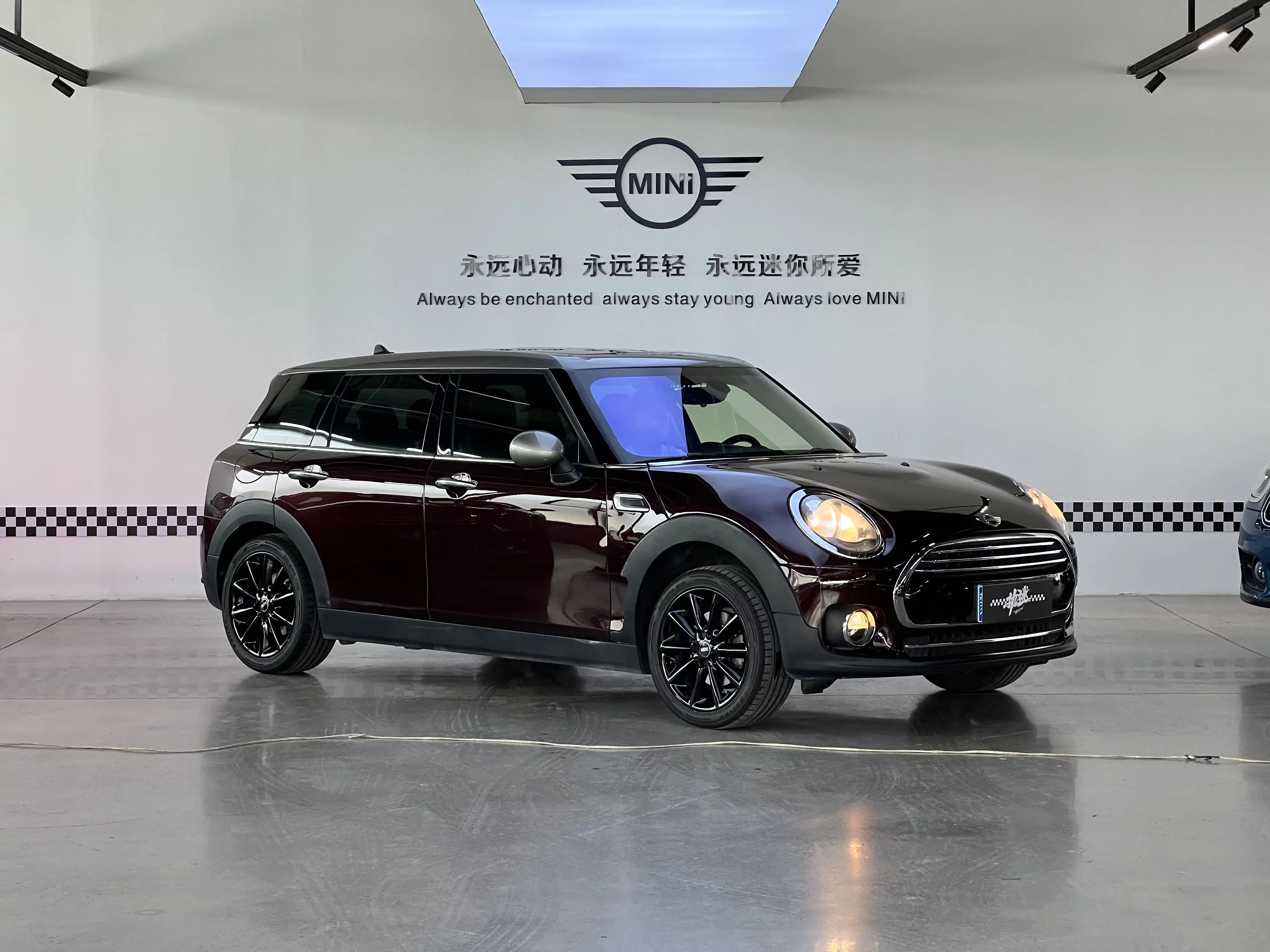 MINI CLUBMAN