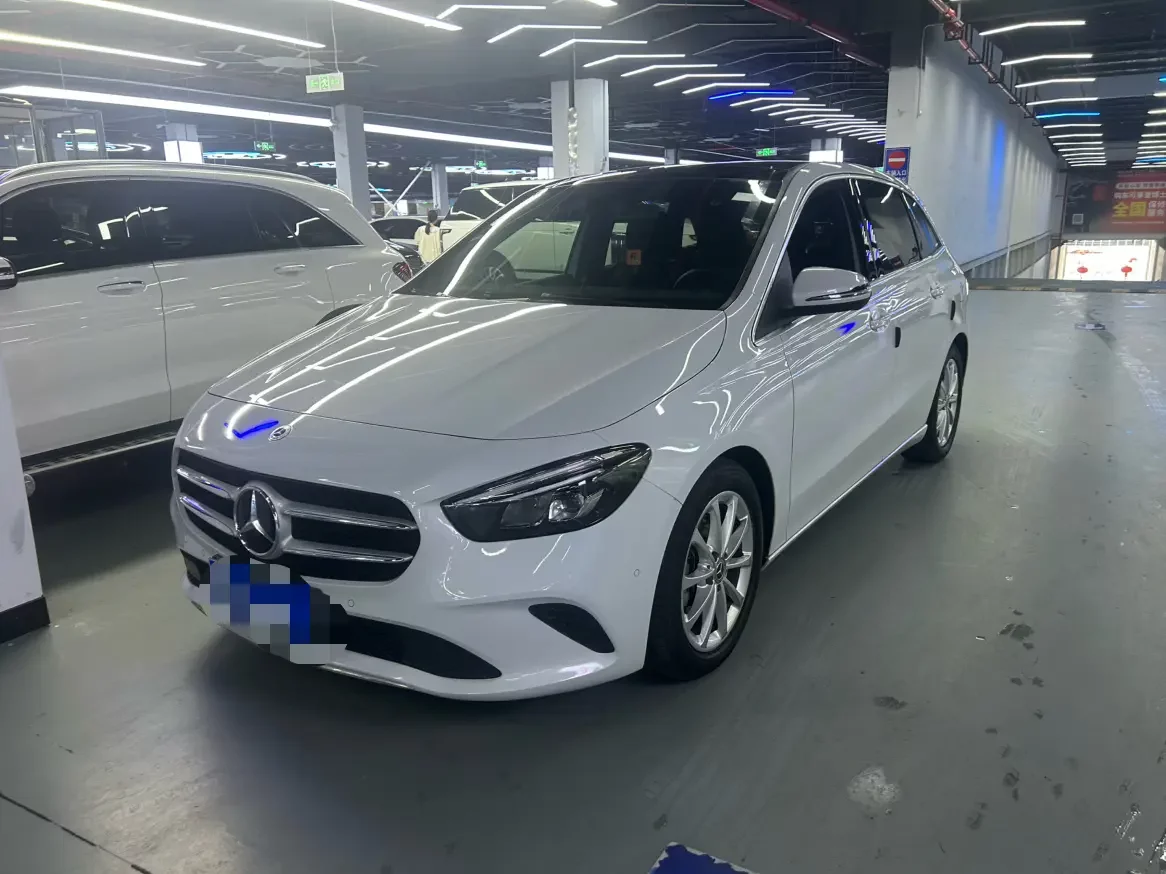 Mercedes-Benz B Class