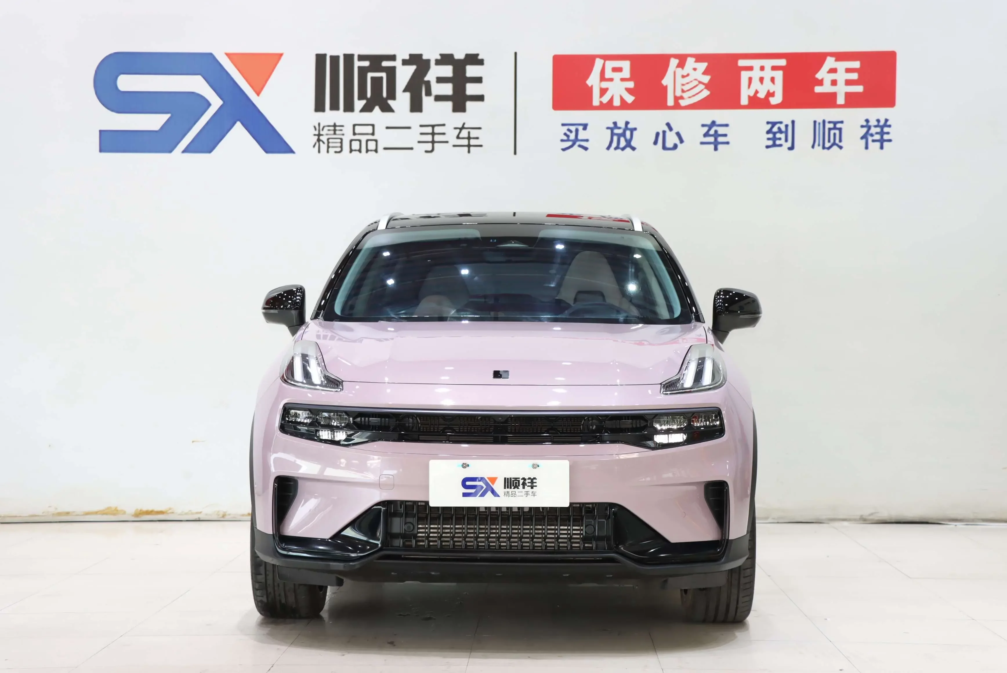 Lynk & Co 06