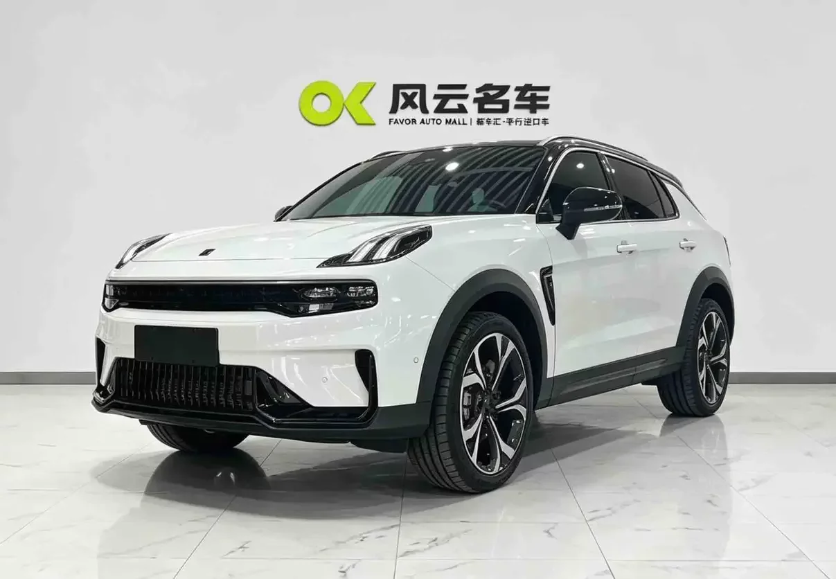 Lynk & Co 06