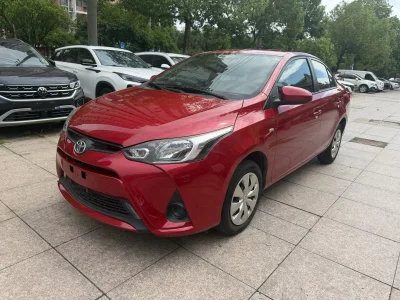 Toyota YARiS L Enjoy
