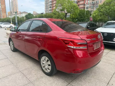 Toyota YARiS L Enjoy