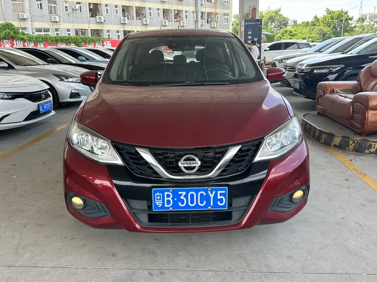 Nissan Tiida