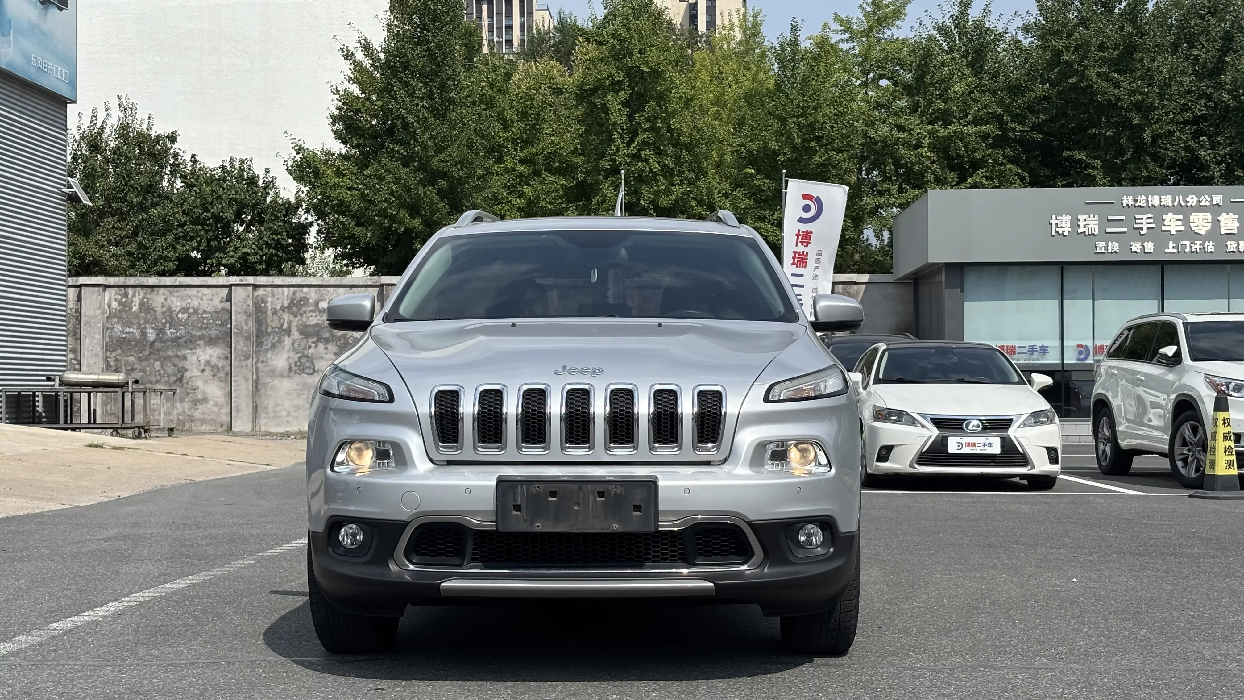 Jeep Cherokee