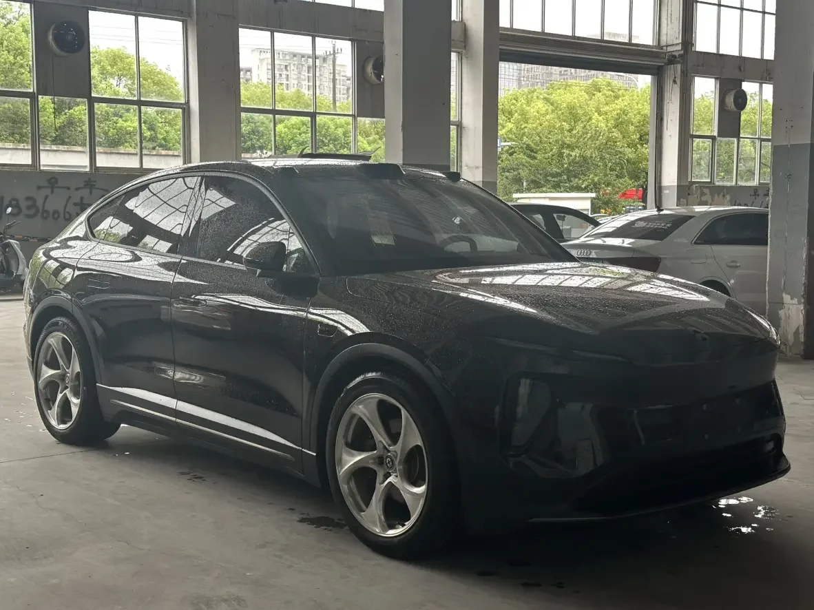 NIO EC6