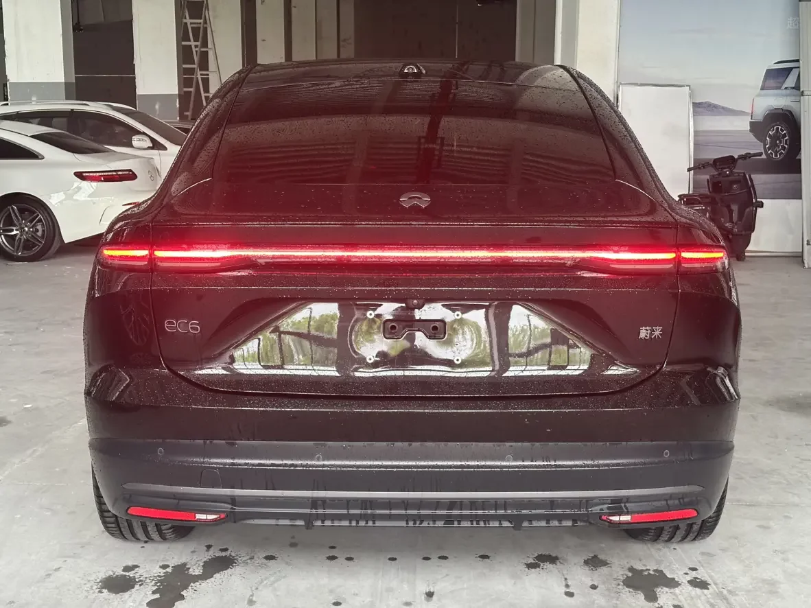 NIO EC6