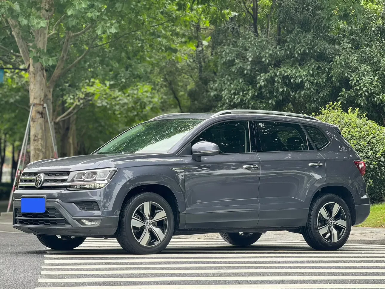 Volkswagen Tharu