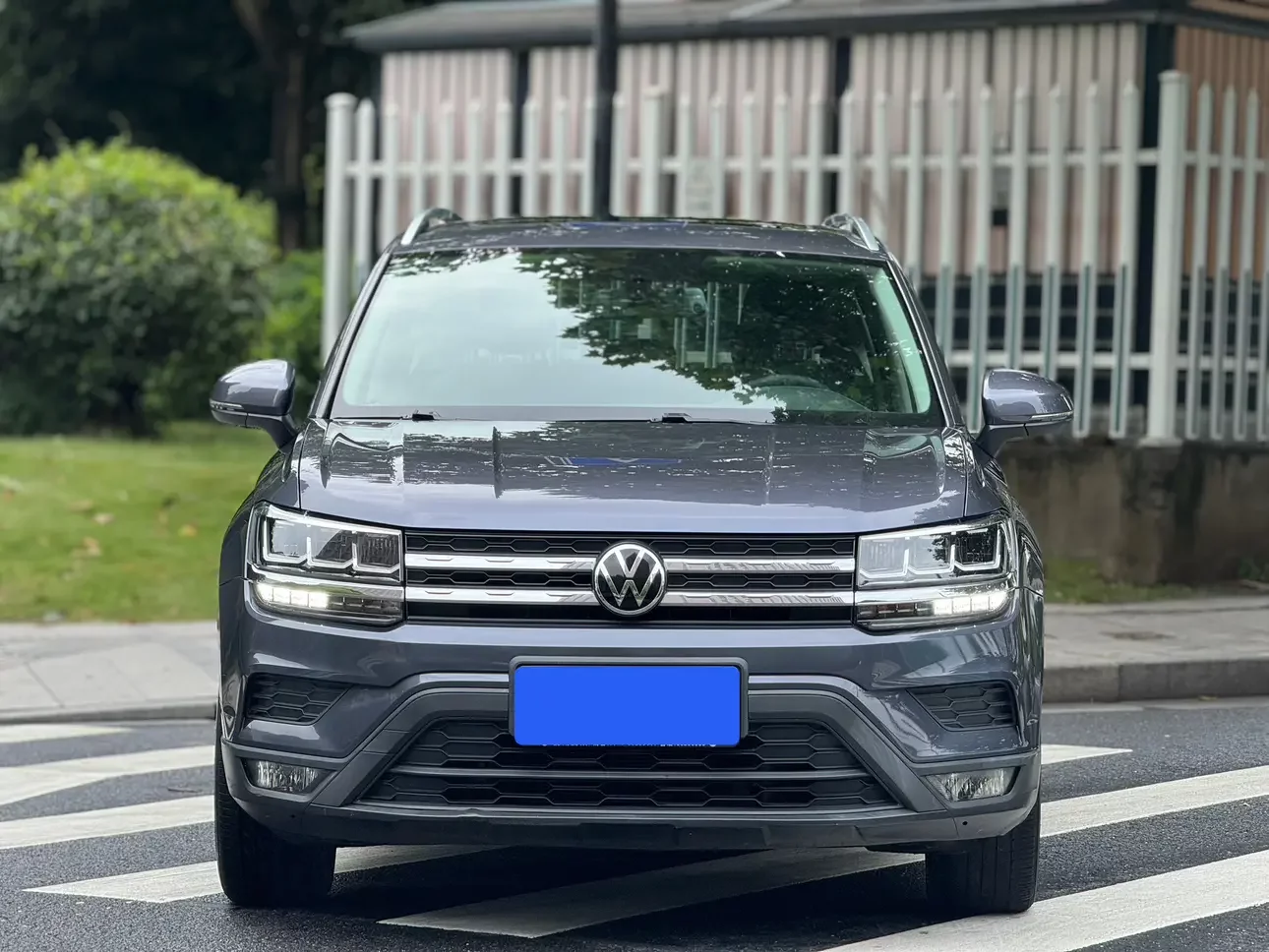 Volkswagen Tharu