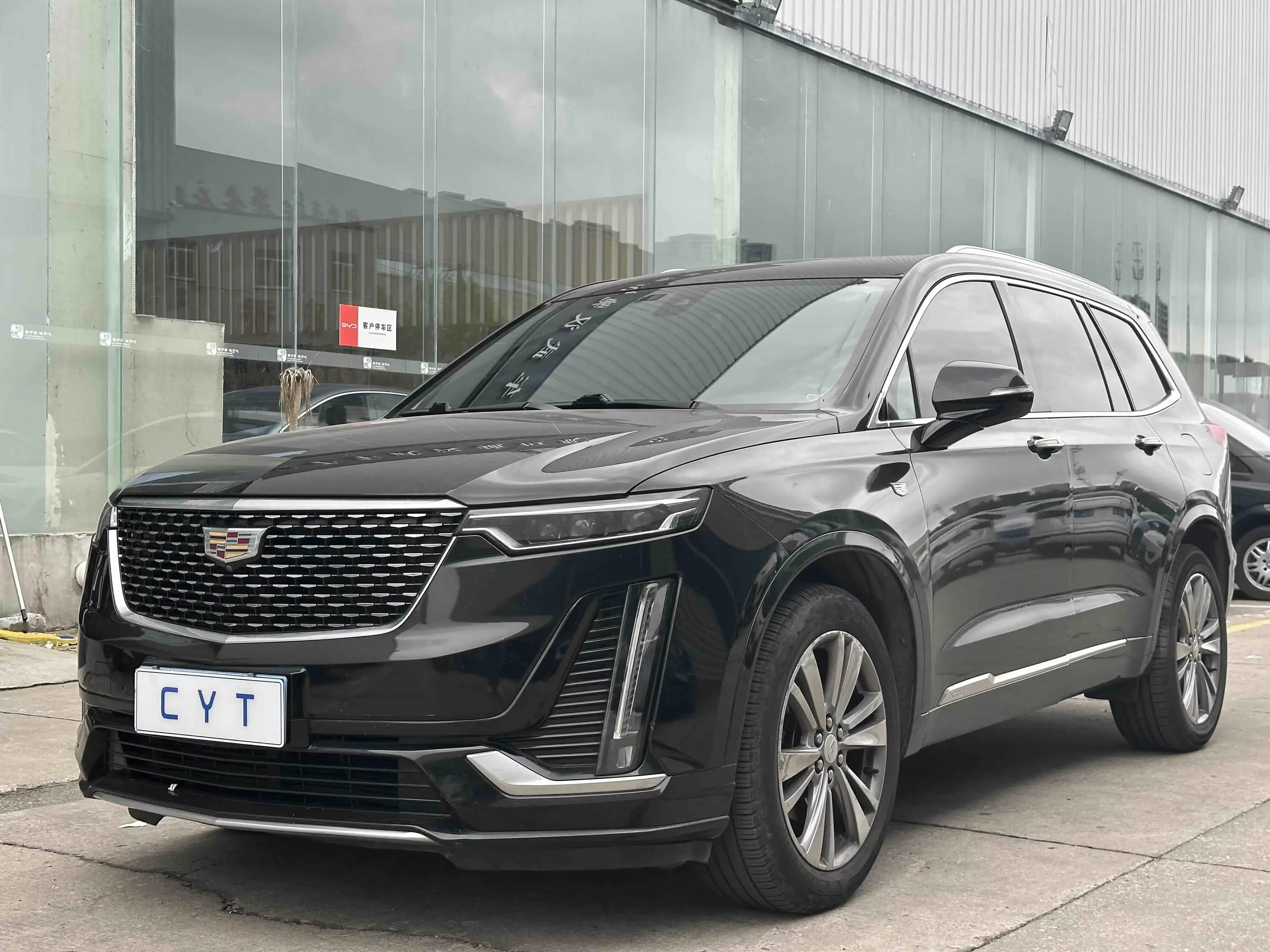 Cadillac XT6