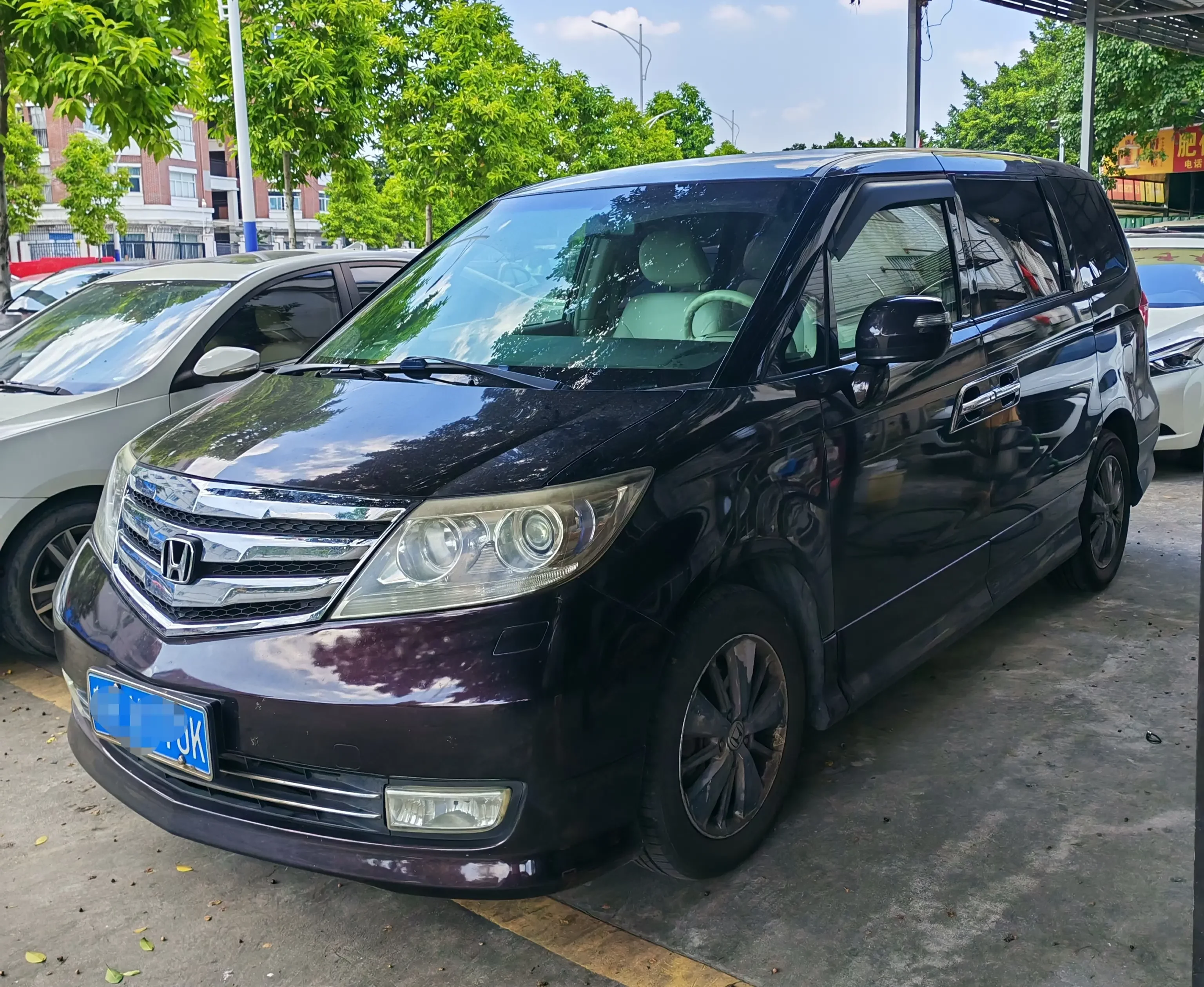 Honda Elysion (Alison)