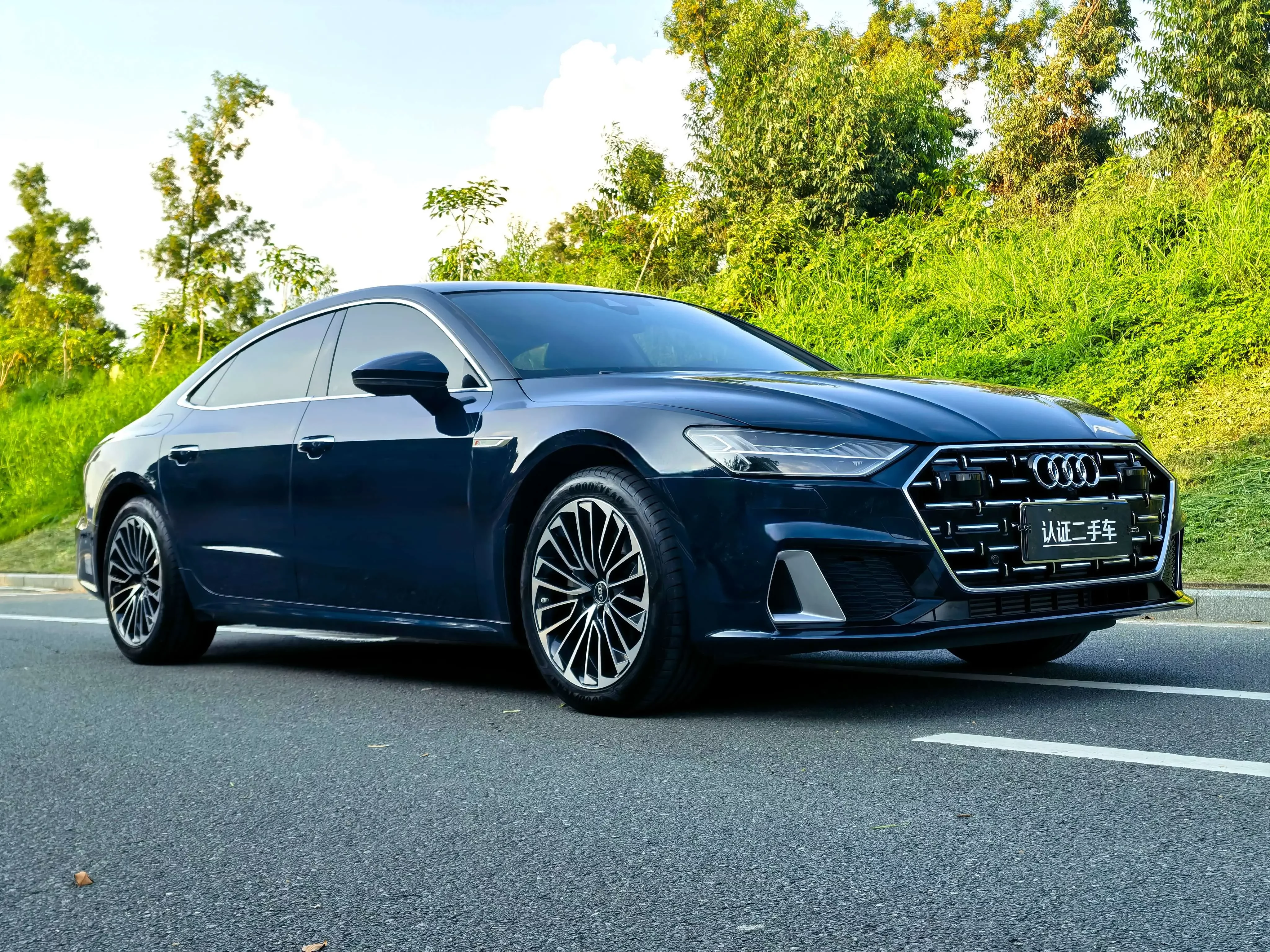Audi A7L