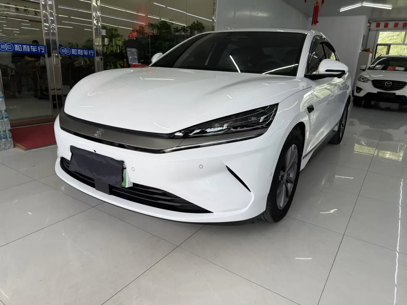 BYD Qin L EV