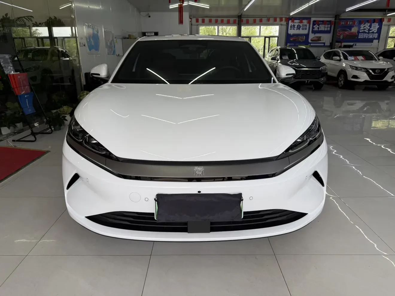 BYD Qin L EV