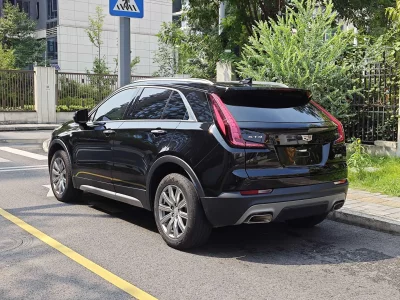 Cadillac XT4