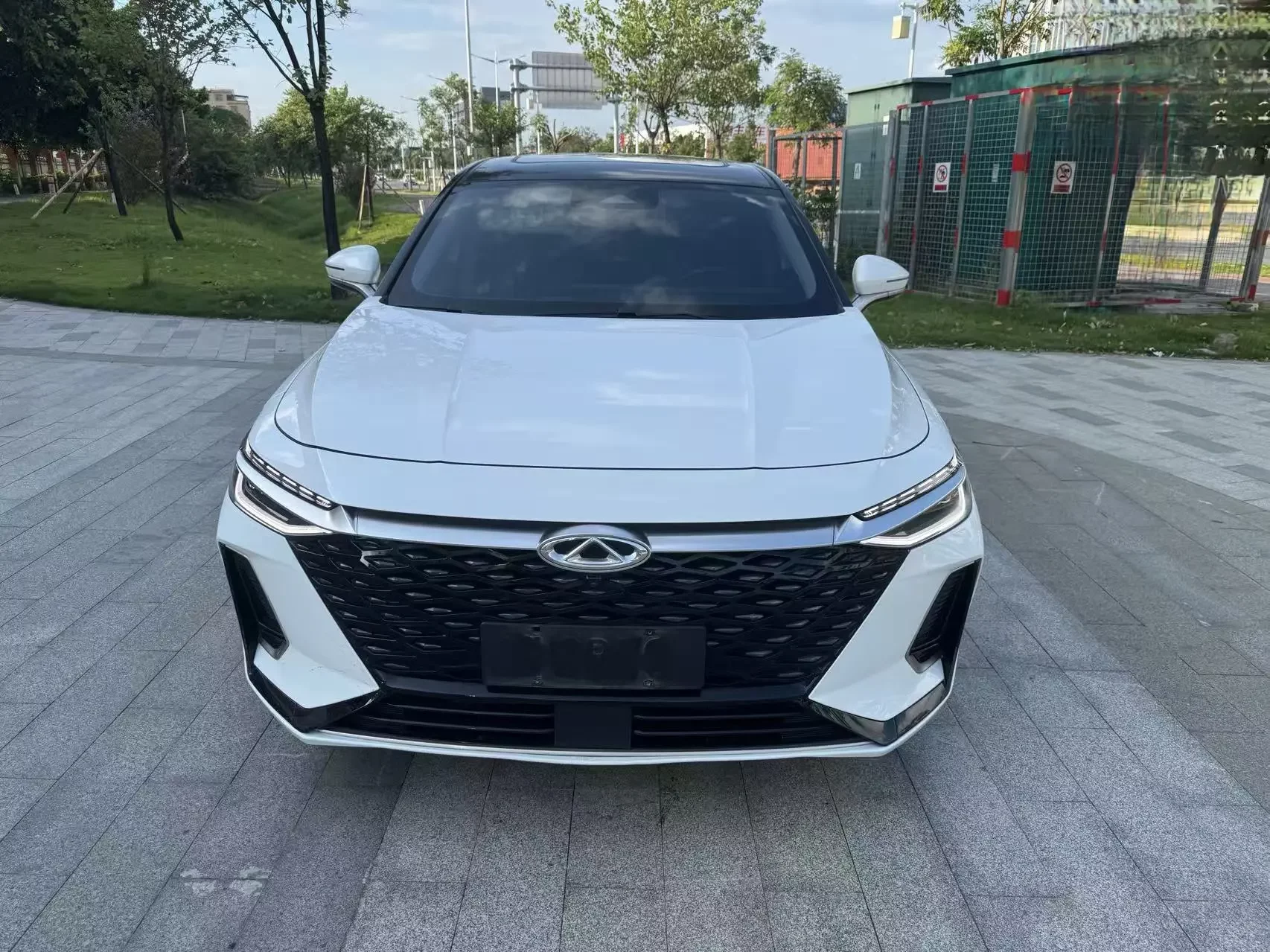 Chery Arrizo 8