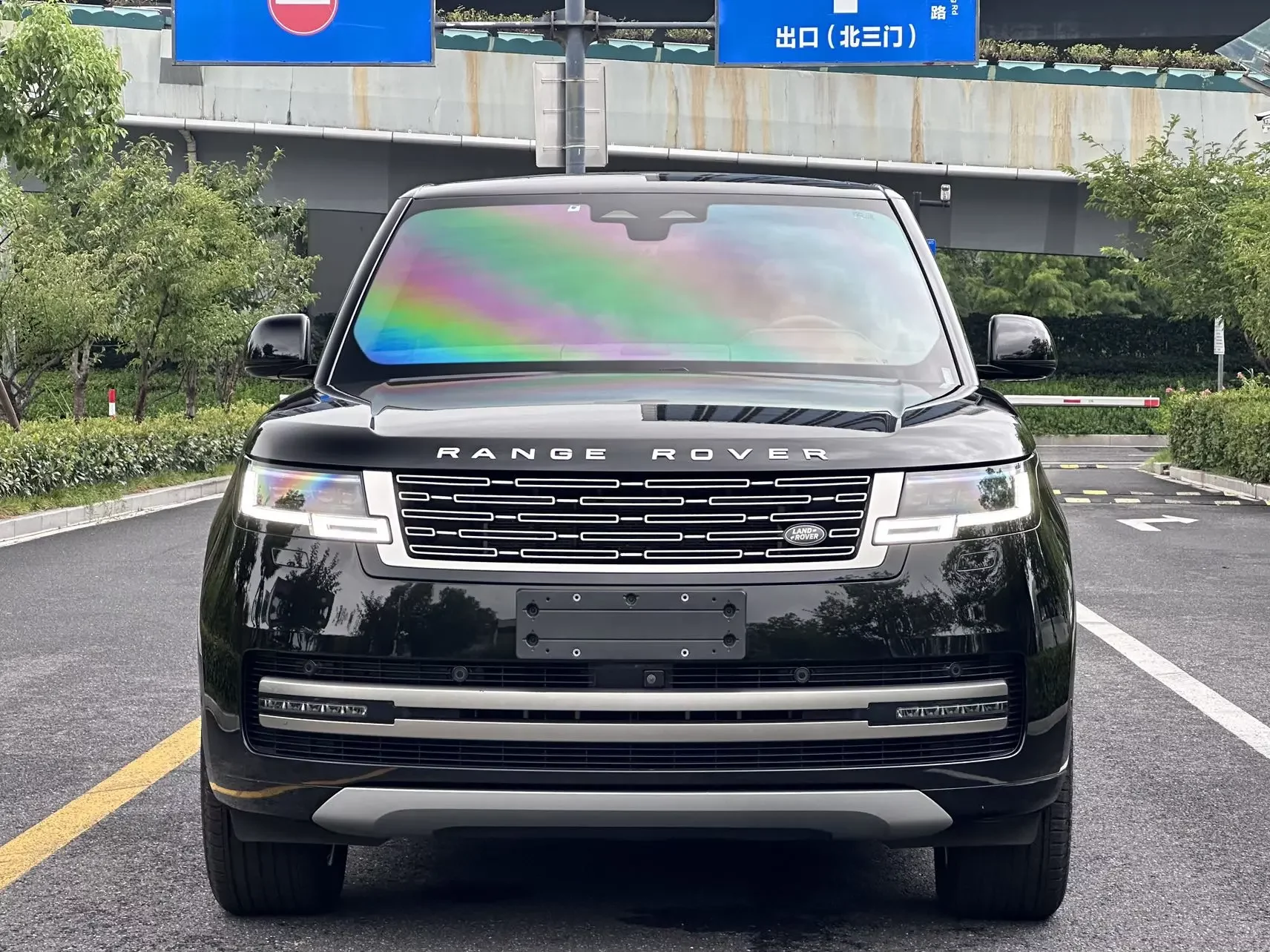 Land Rover range rover