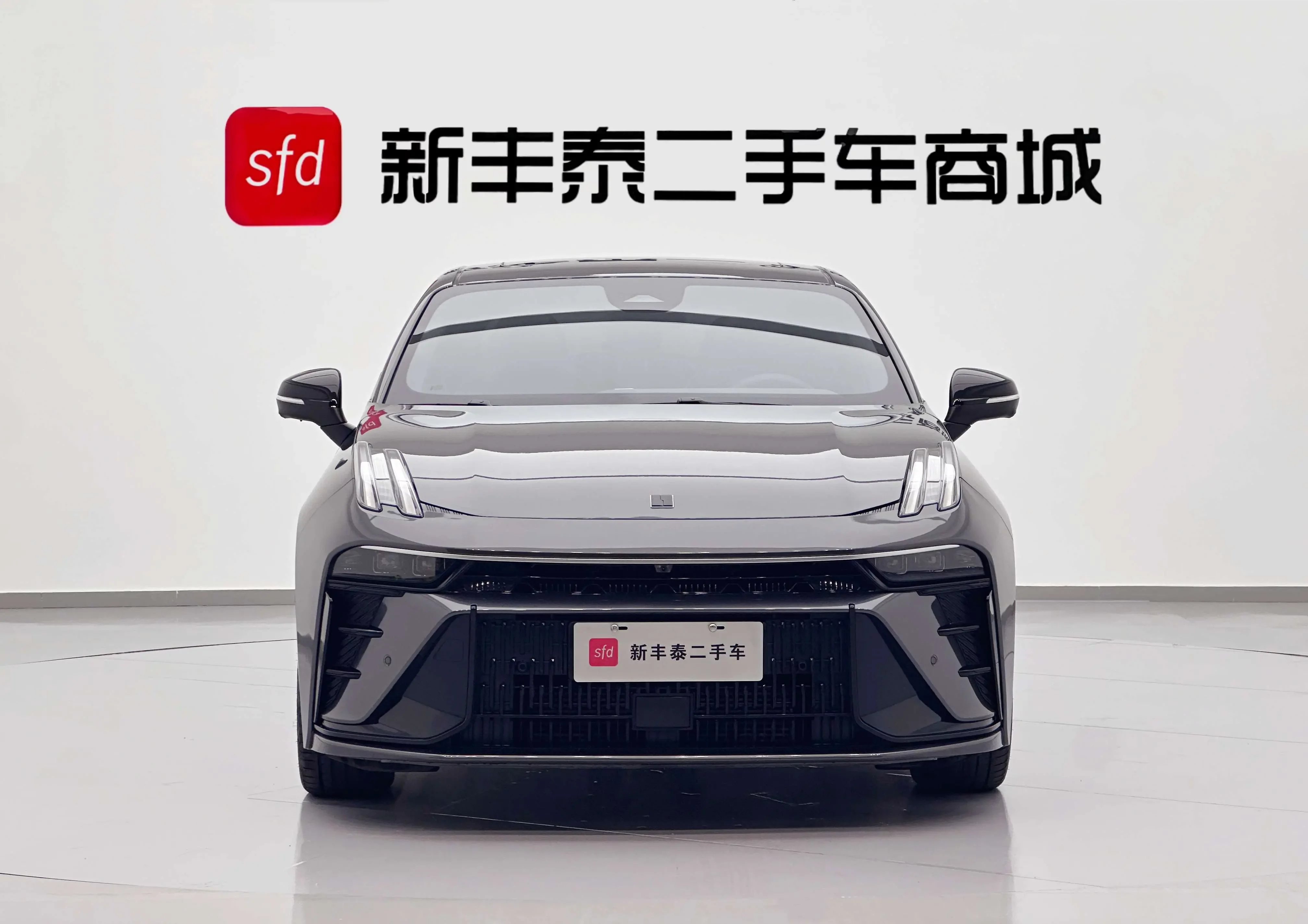 Lynk & Co 03