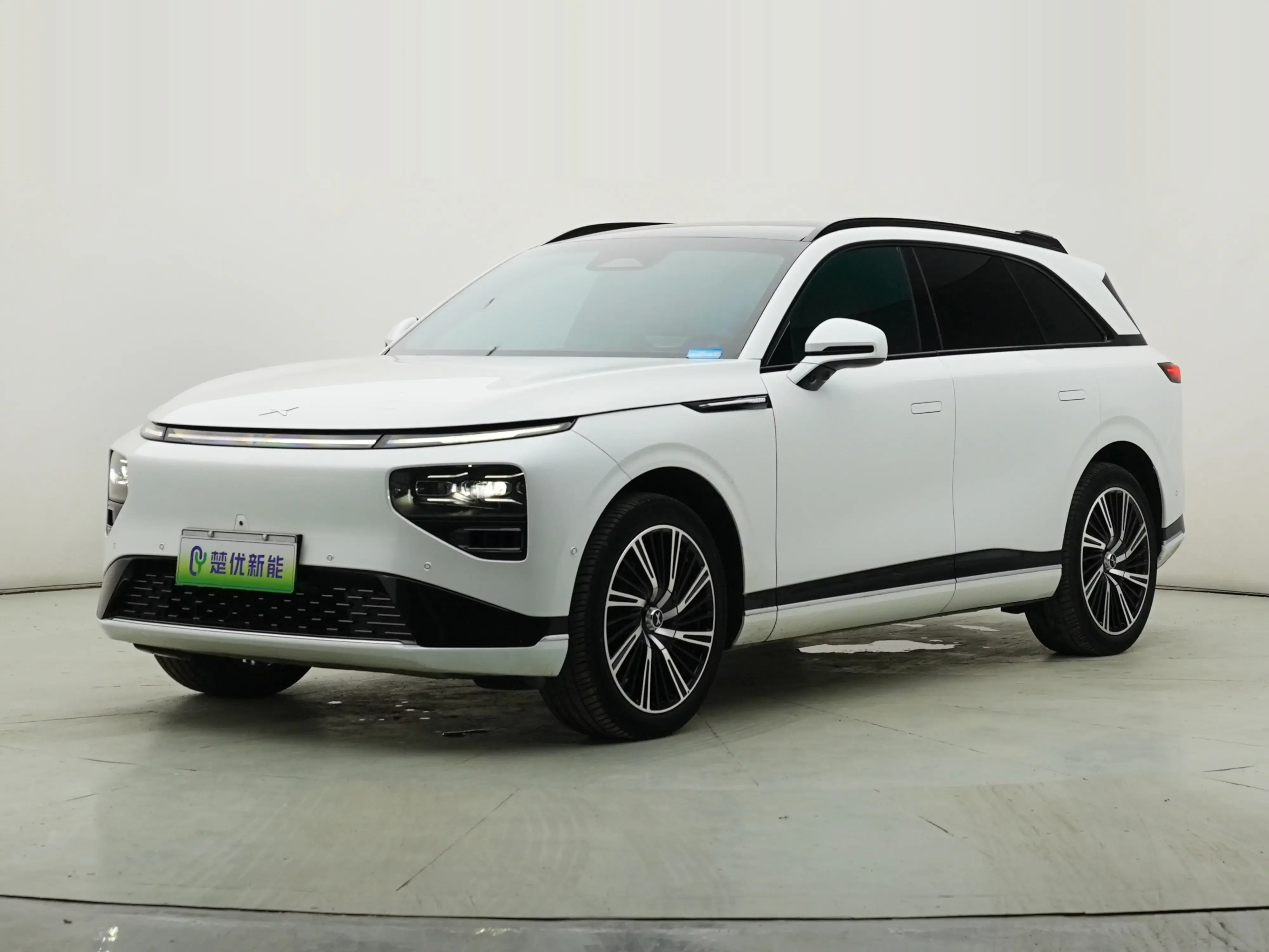 Xpeng G9