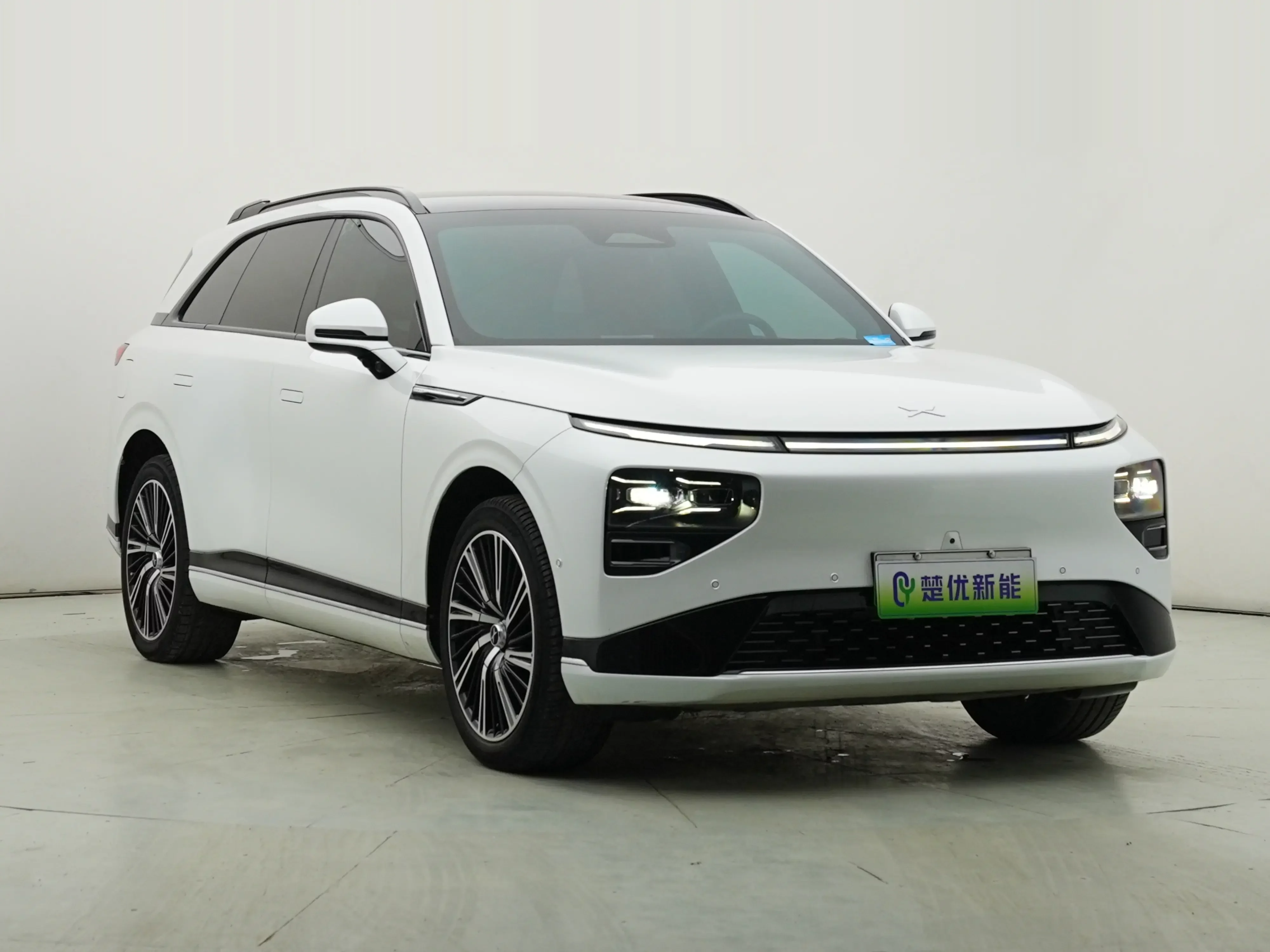 Xpeng G9