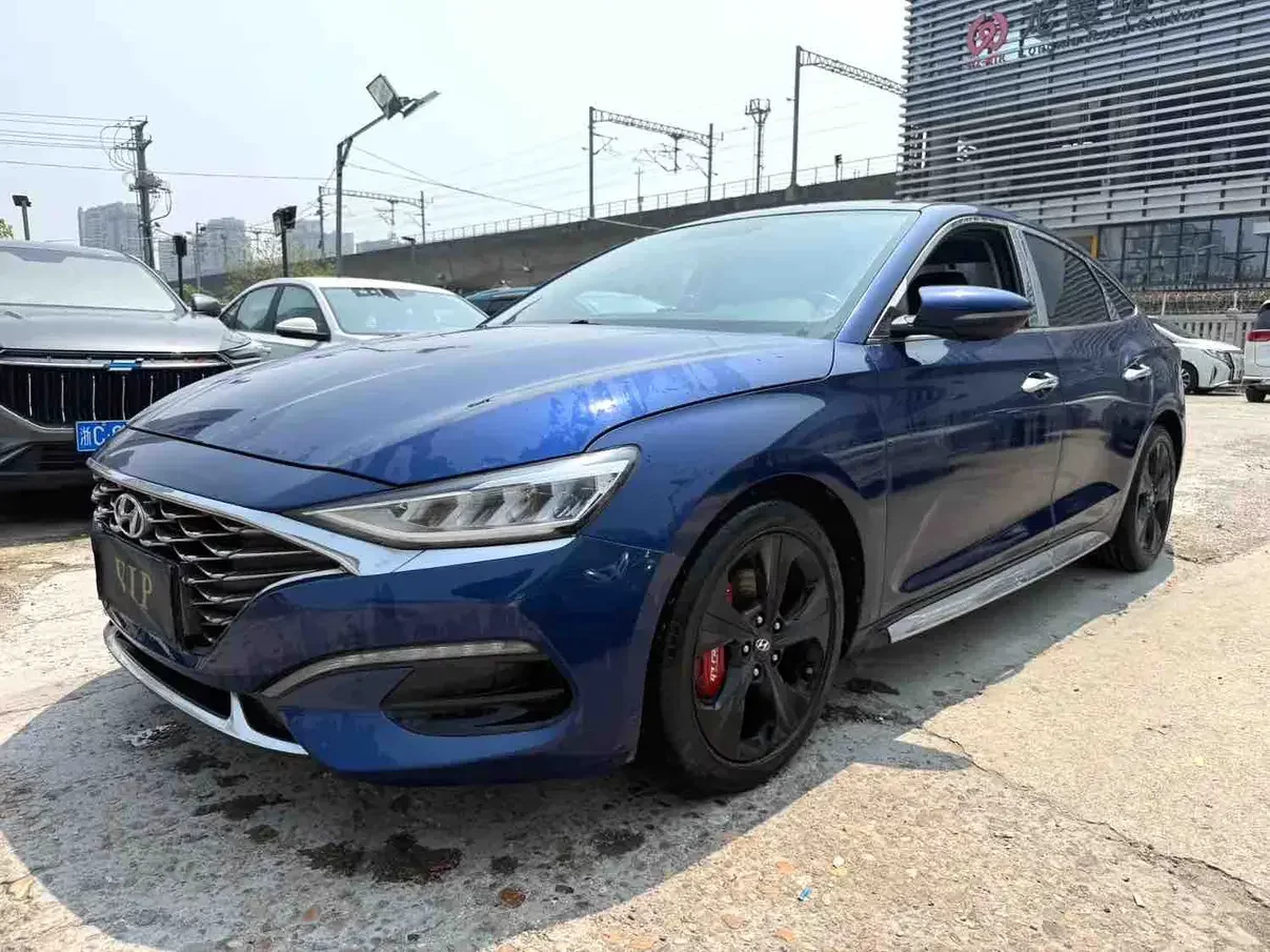 Hyundai Lafesta (Festa)
