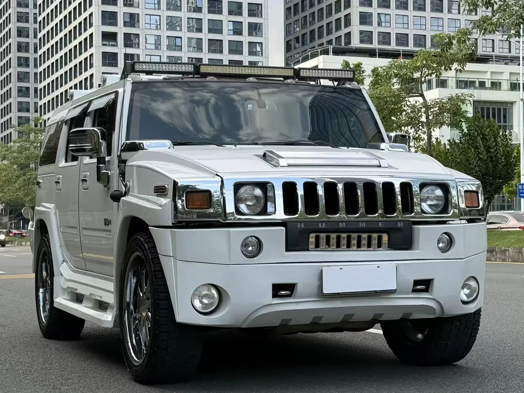 Hummer H2