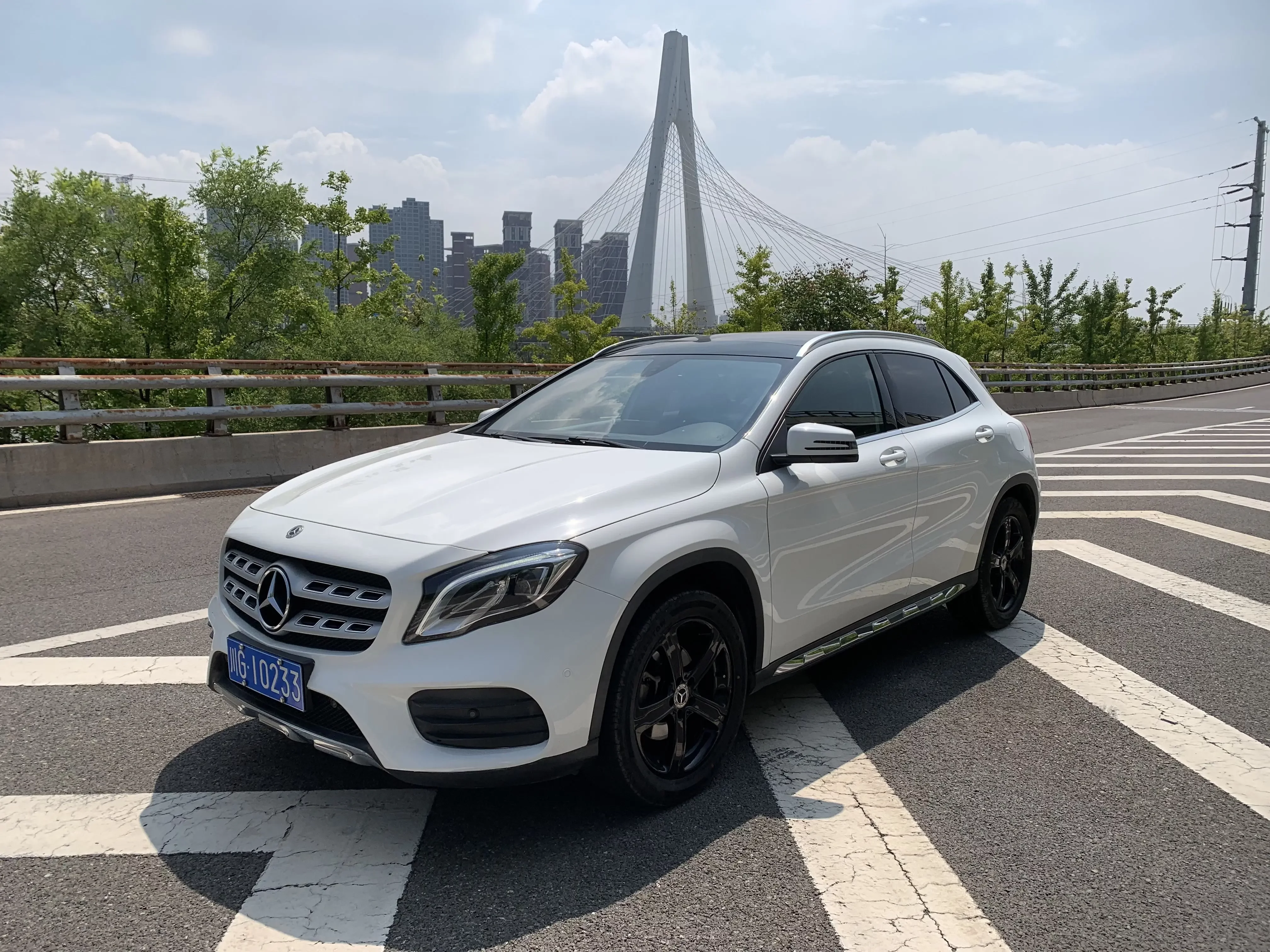 Mercedes-Benz GLA