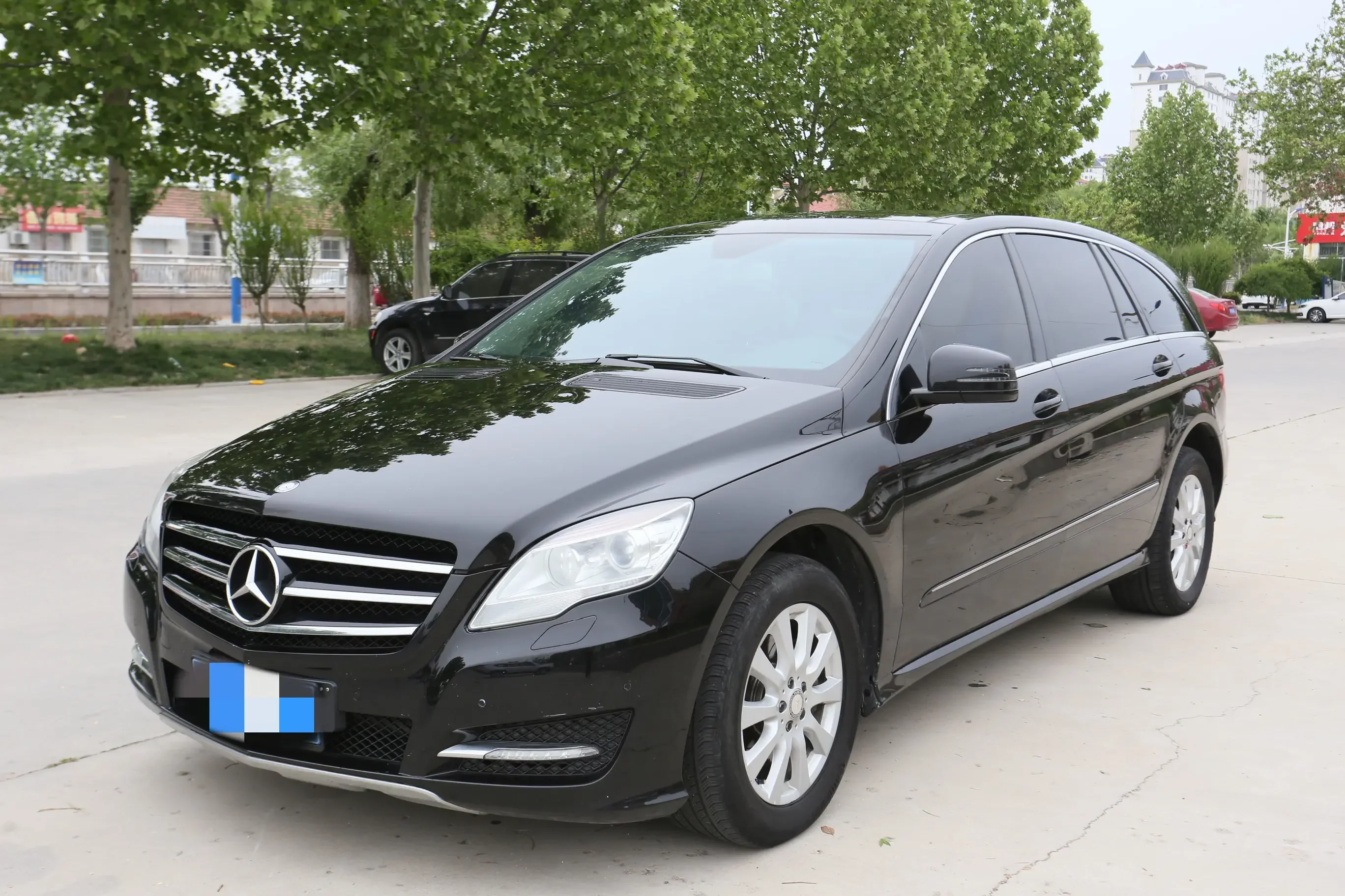 Mercedes-Benz R-Class