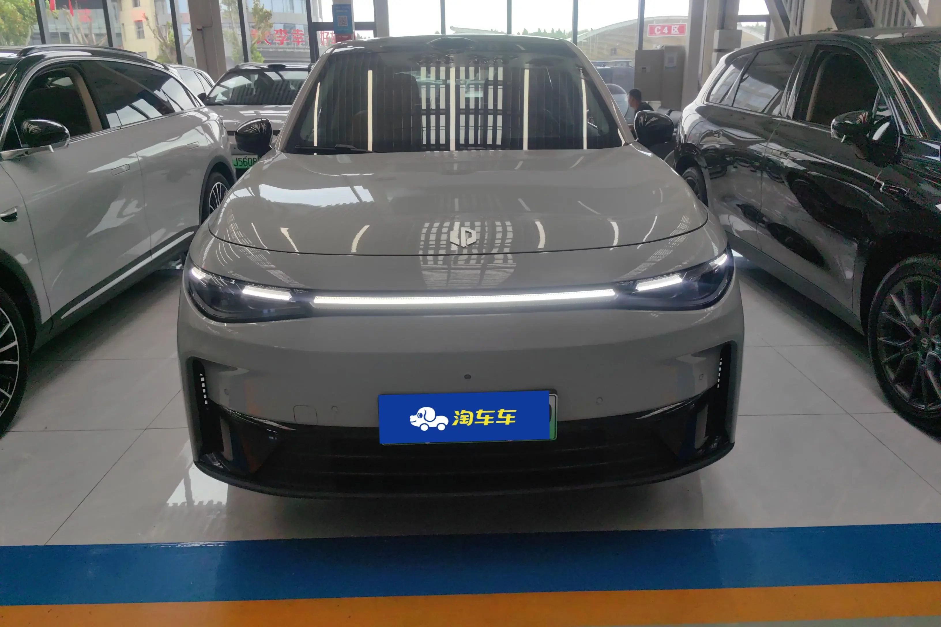 Leapmotor Zero running C10
