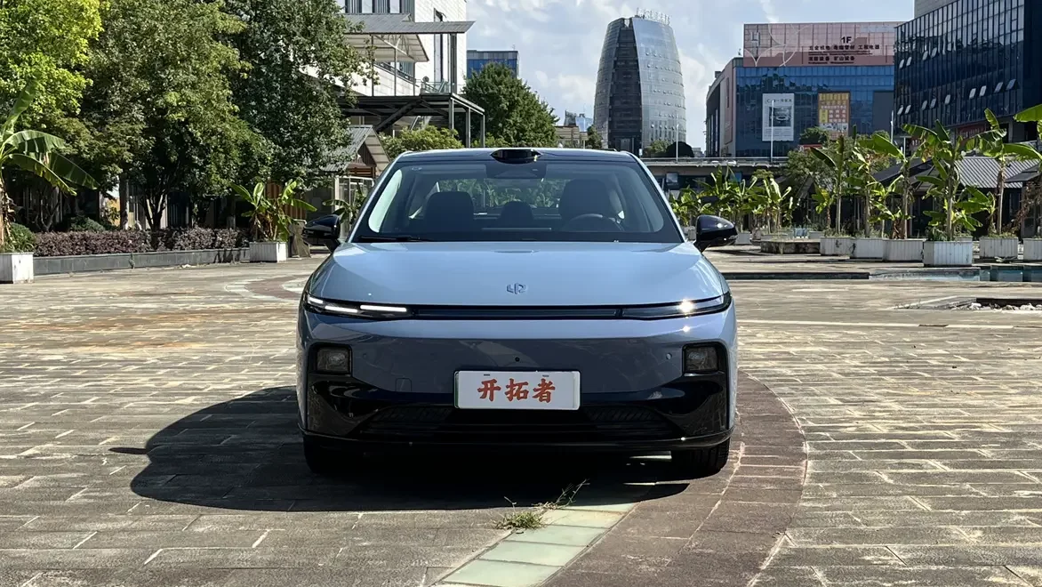 Leapmotor Leap running B01