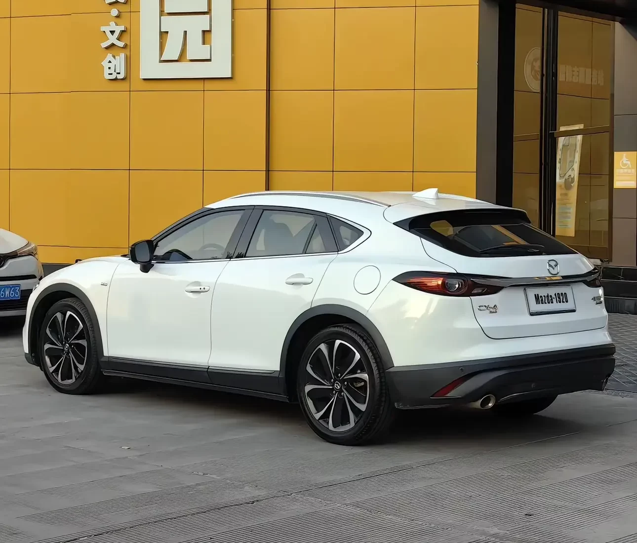 Mazda CX-4