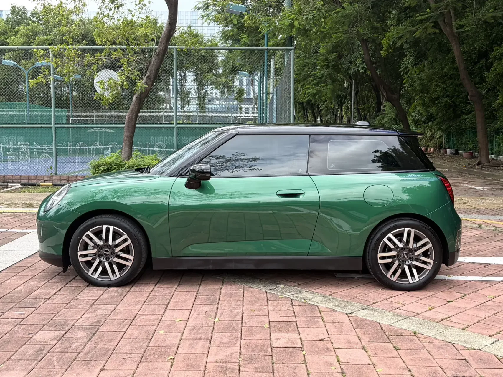 MINI ELECTRIC COOPER