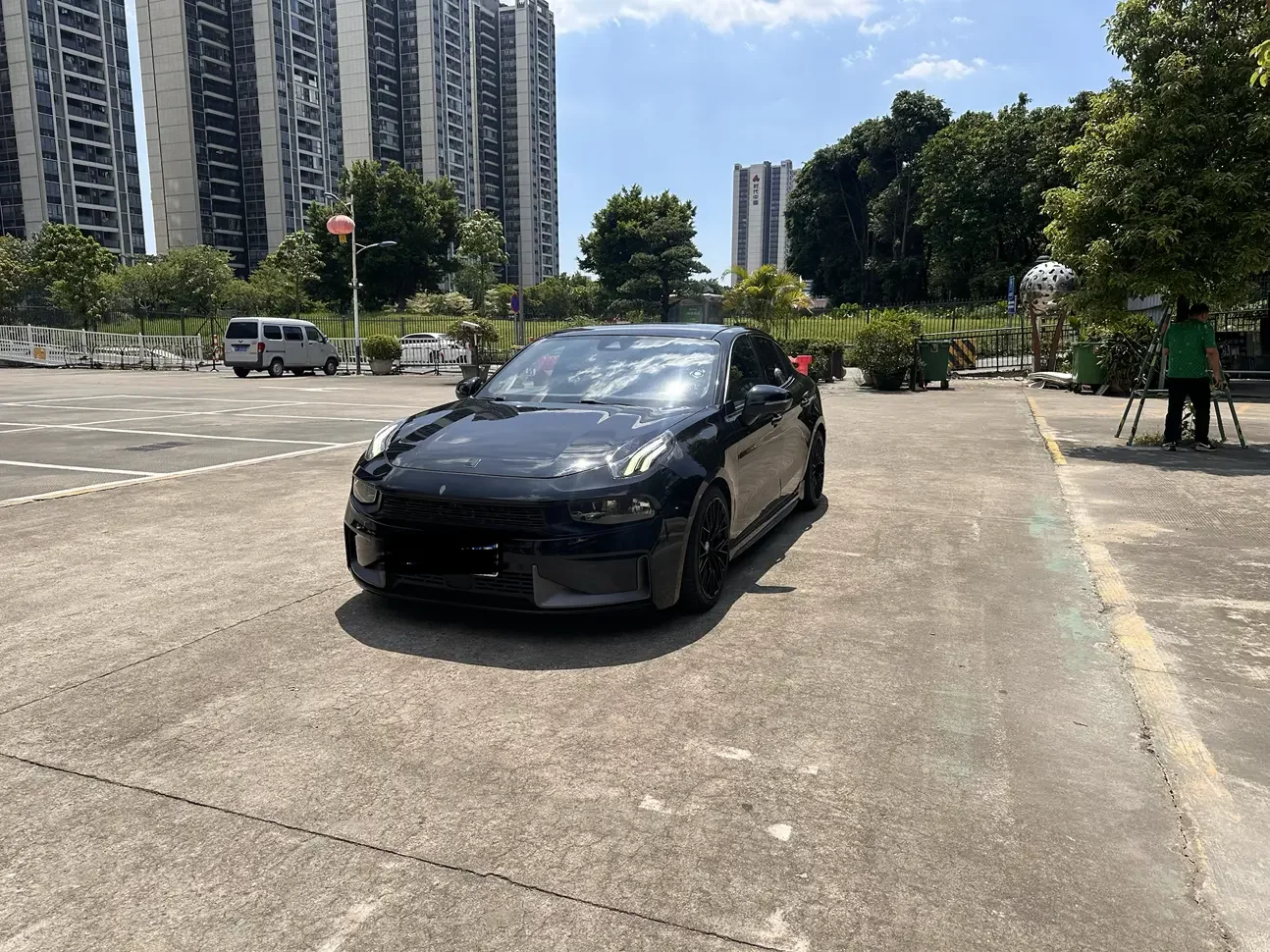 Lynk & Co 03