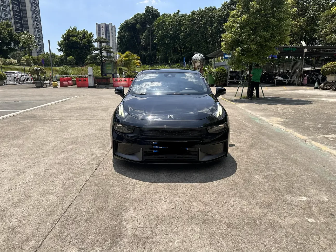 Lynk & Co 03