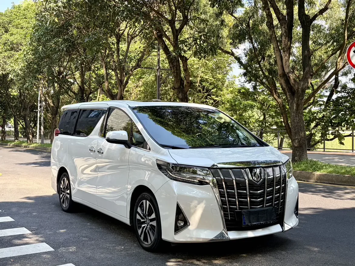 Toyota Alphard (Elfa)